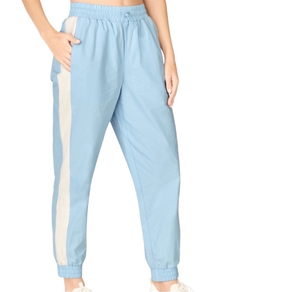 NWT Fabletics Norah Track Pants Baby Blue Women’s Size 4X